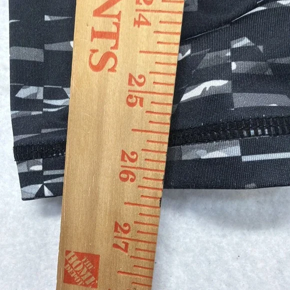 Women Reebok Black Gray Athletic Cropped Compression Leggings Size XS - Picture 3 of 11